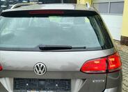 Volkswagen Golf 42