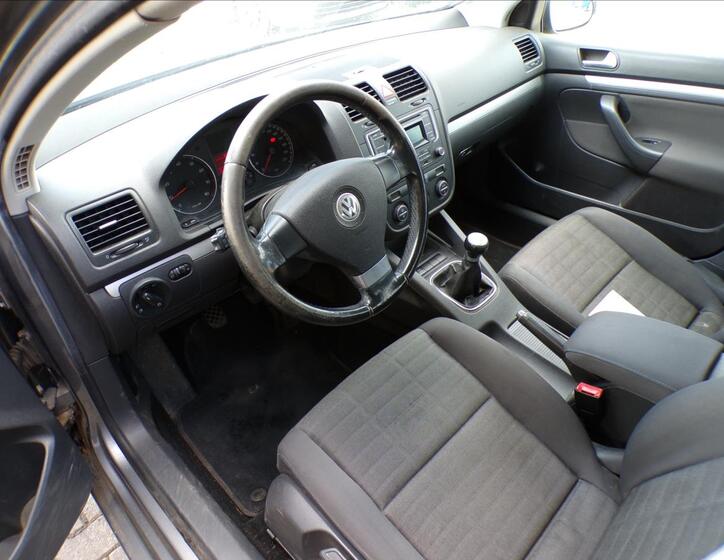 Volkswagen Golf 14