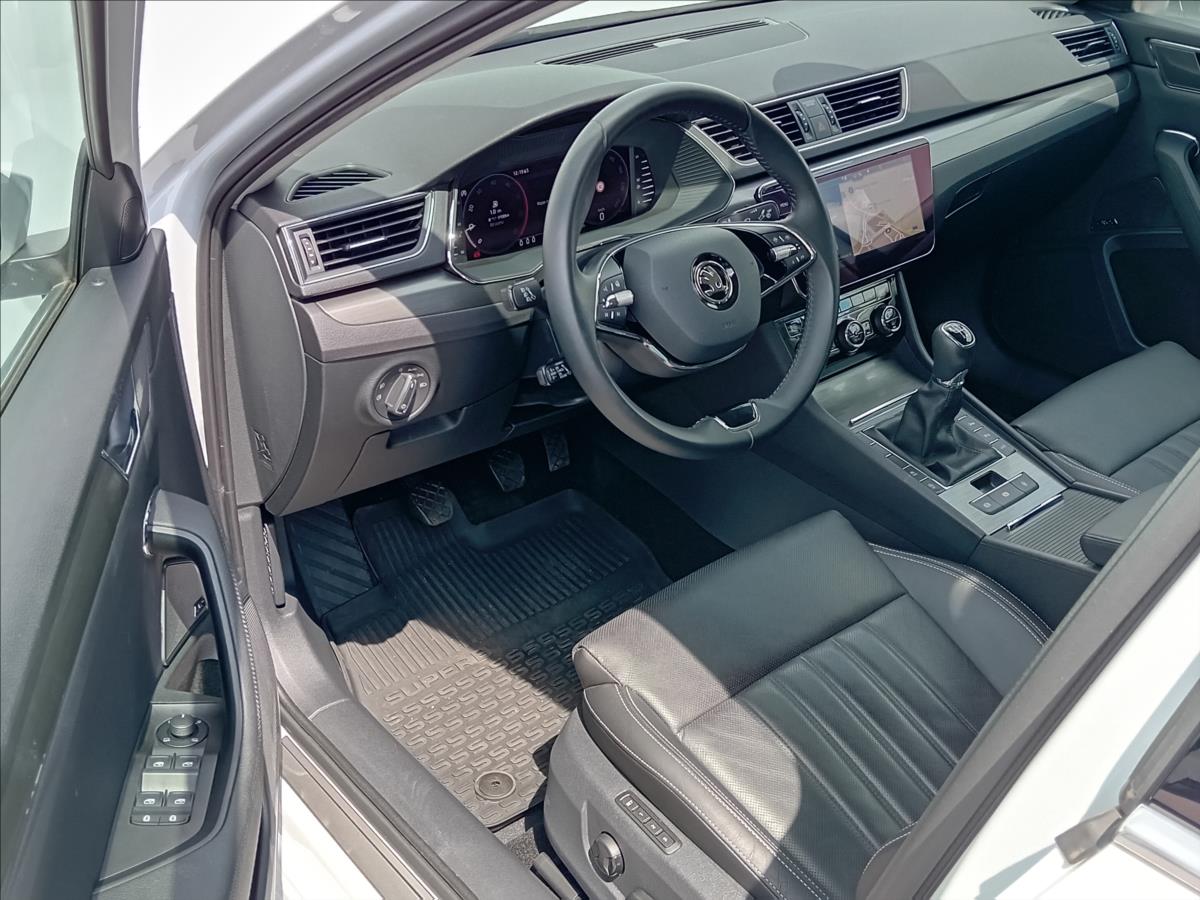 Škoda Superb
