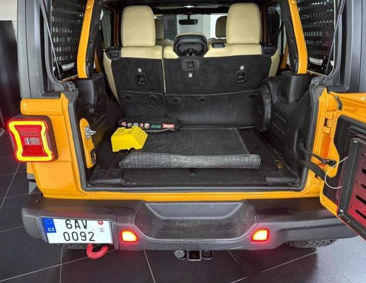 Jeep Wrangler 24