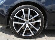 Volkswagen Golf 9