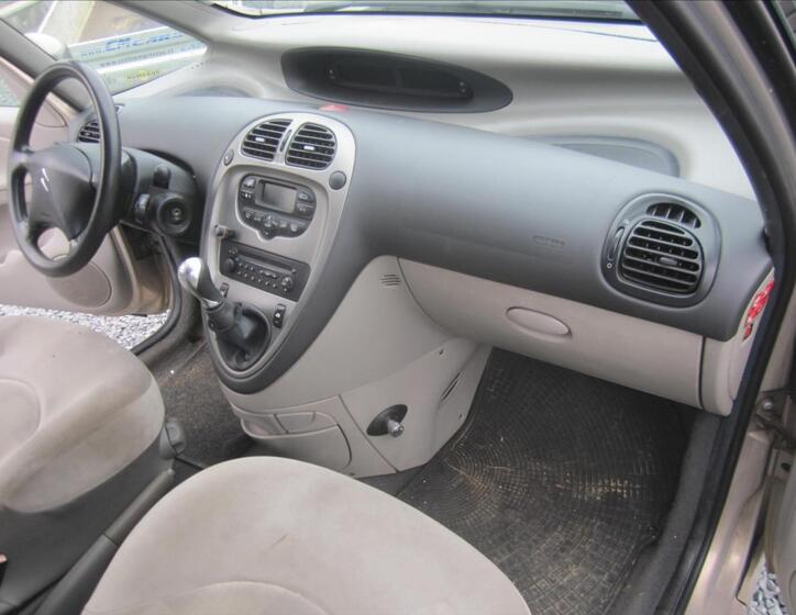 Citroën Xsara Picasso 15