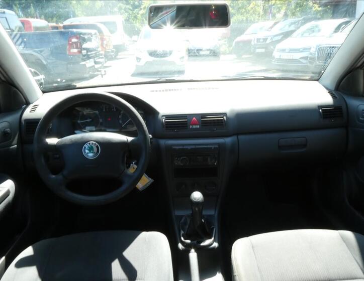 Škoda Octavia 19