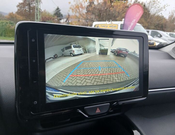 Toyota Yaris Cross 23