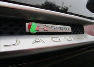 Jaguar F-Pace 46