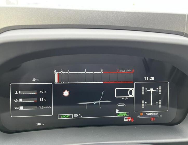 Toyota GR Yaris 16