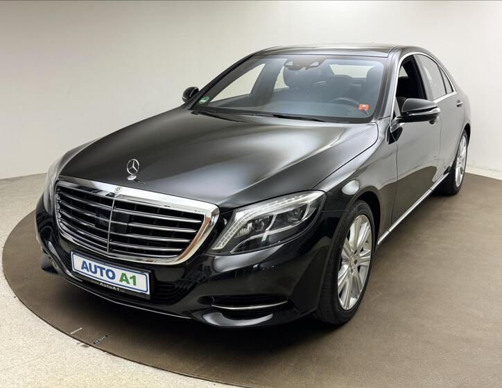 Mercedes-Benz Třídy S 1