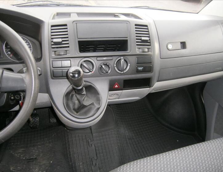 Volkswagen Transporter 11