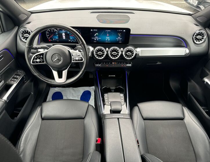 Mercedes-Benz GLB 11