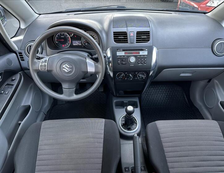 Suzuki SX4 14