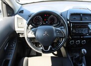 Mitsubishi ASX 10