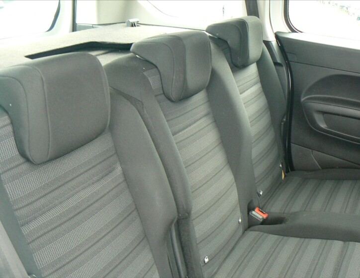 Opel Combo 18