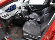 Peugeot 2008 7