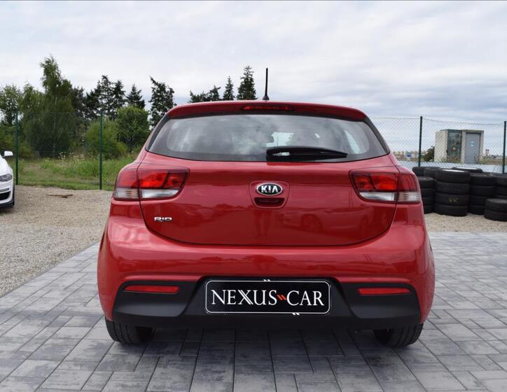 KIA Rio 6