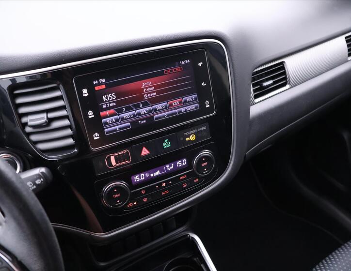 Mitsubishi Outlander 21