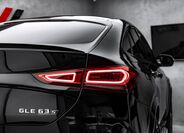 Mercedes-Benz GLE 10