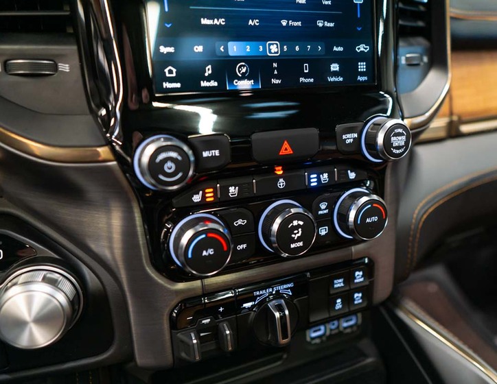 Dodge RAM 24