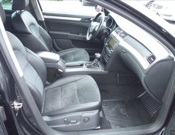 Škoda Superb 13