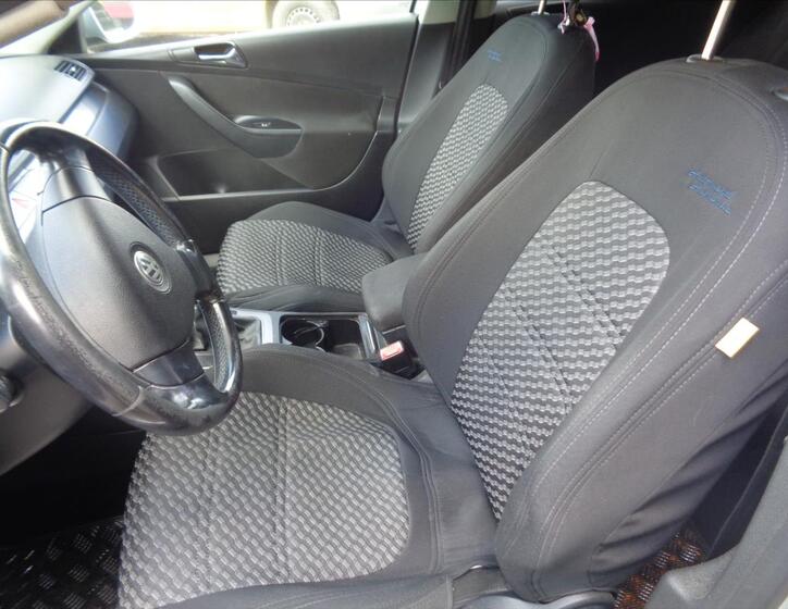 Volkswagen Passat 9