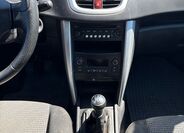 Peugeot 207 12