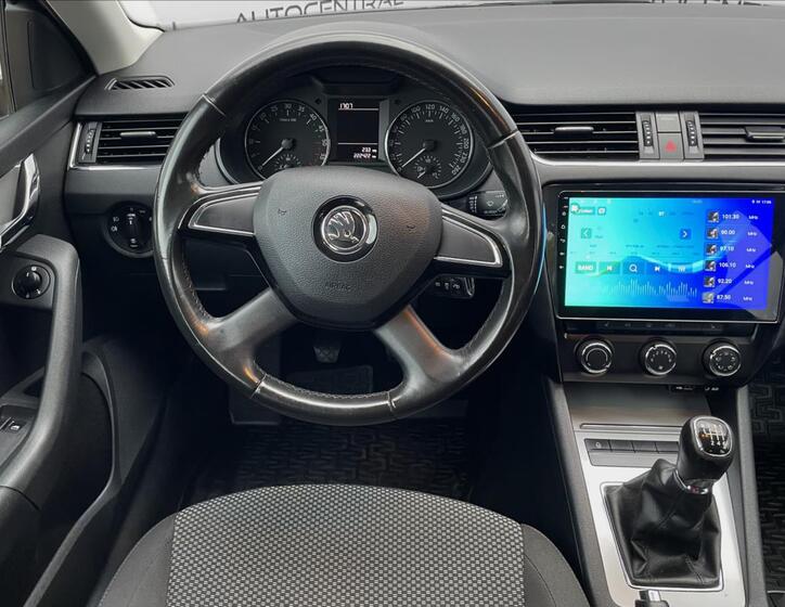 Škoda Octavia 12