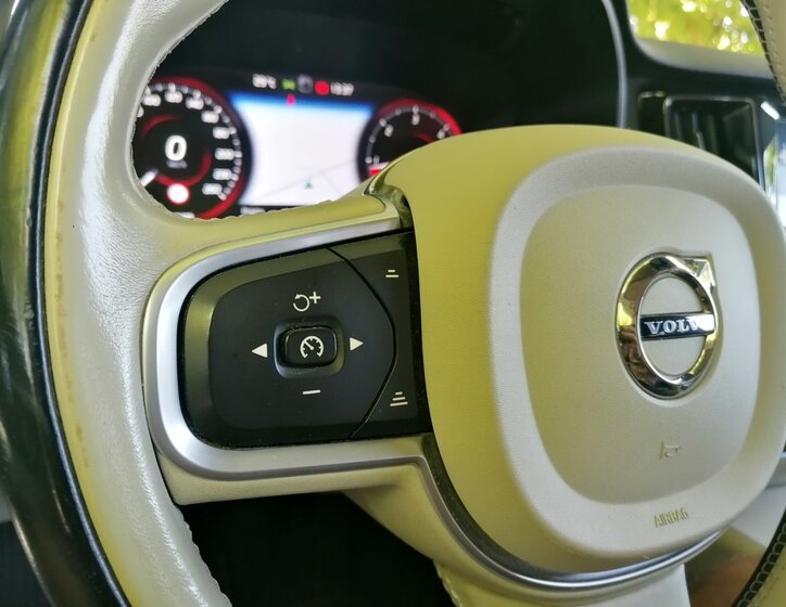 Volvo V60 16