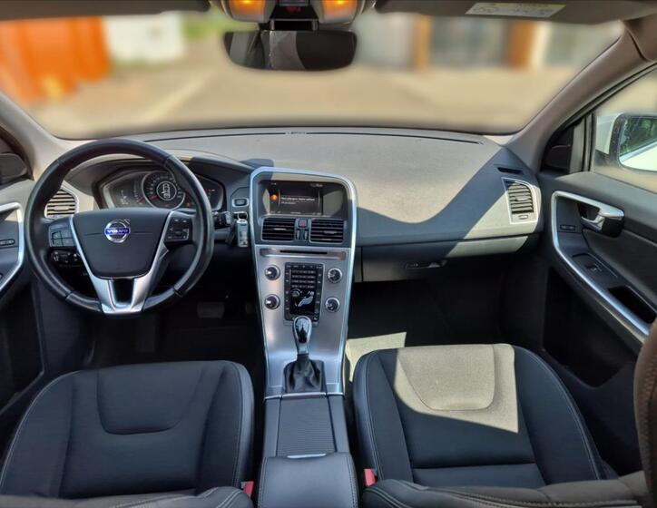 Volvo XC60 9