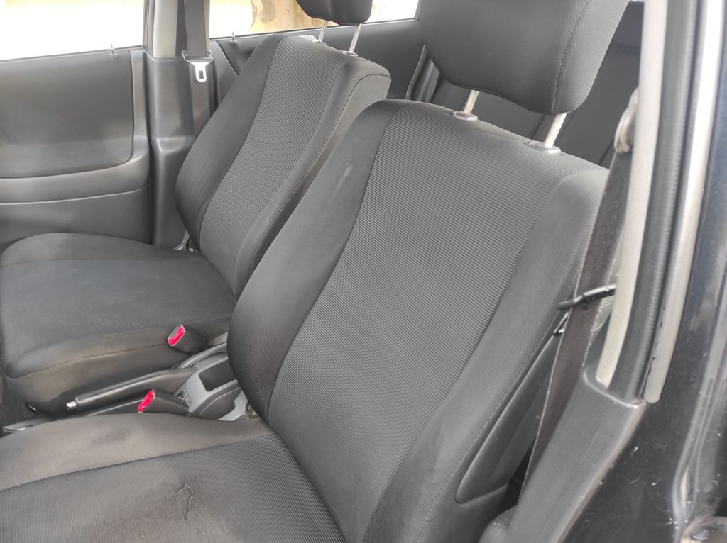 Suzuki Liana