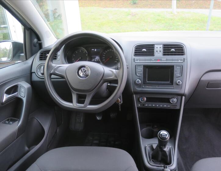 Volkswagen Polo 8