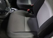 Toyota Yaris 9