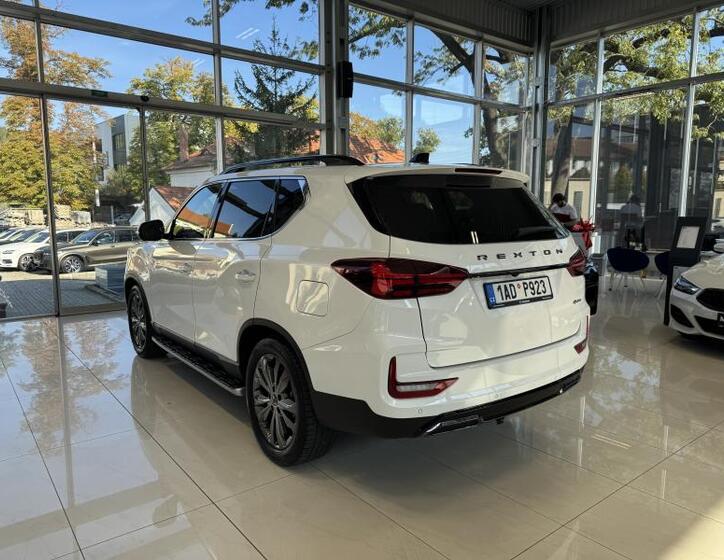 SsangYong Rexton 5