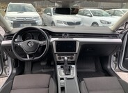 Volkswagen Passat 9