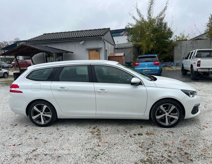 Peugeot 308 3