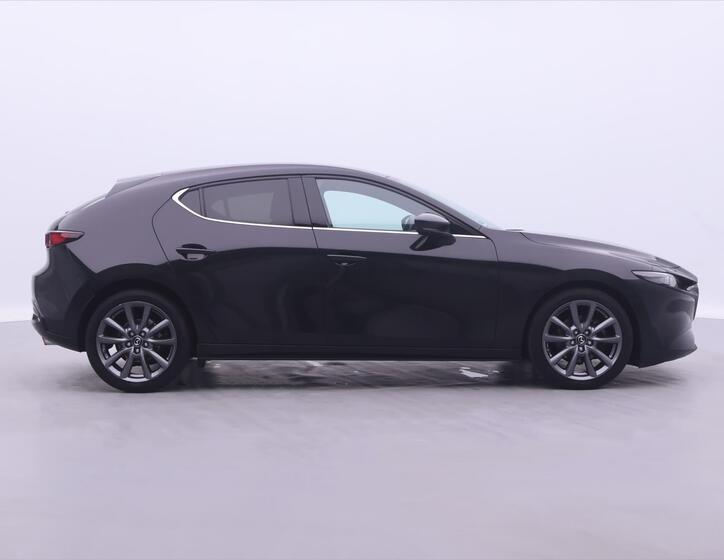 Mazda 3 8