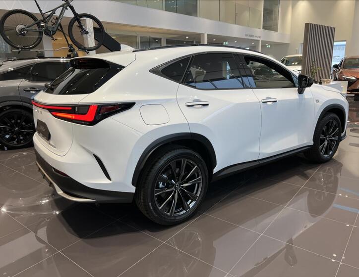 Lexus NX 350h 2