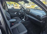Toyota Yaris Cross 12