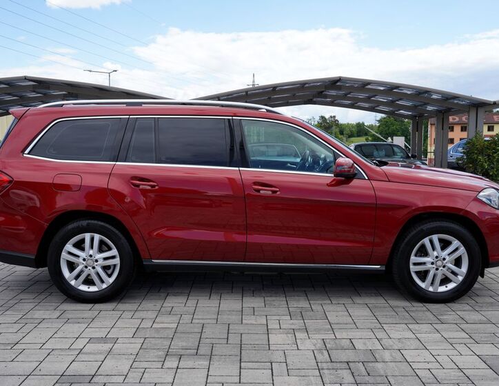 Mercedes-Benz GLS 7