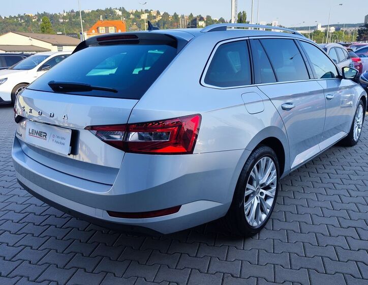 Škoda Superb 5