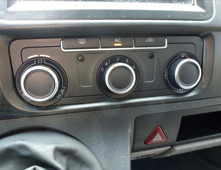 Volkswagen Transporter 32