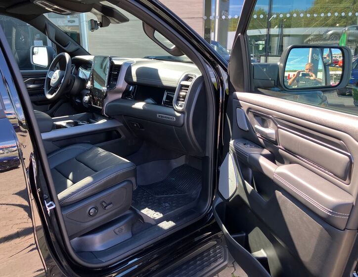 Dodge RAM 52