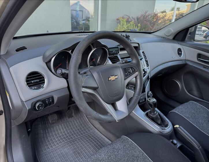 Chevrolet Cruze 20