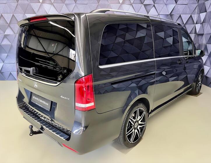Mercedes-Benz Třídy V 7