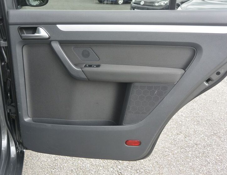 Volkswagen Touran 26