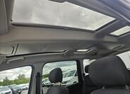 Ford Galaxy 14
