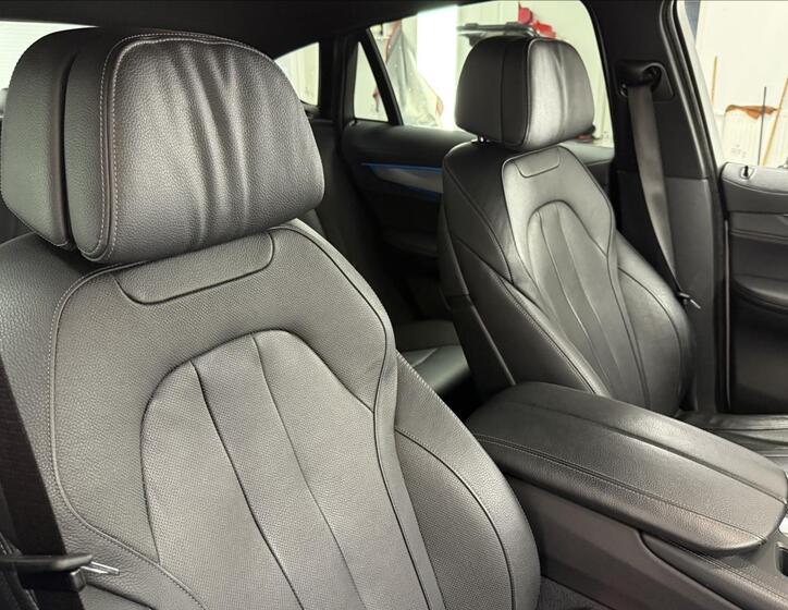 BMW X6 13