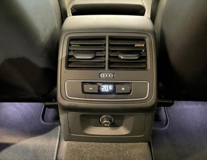 Audi S4 10