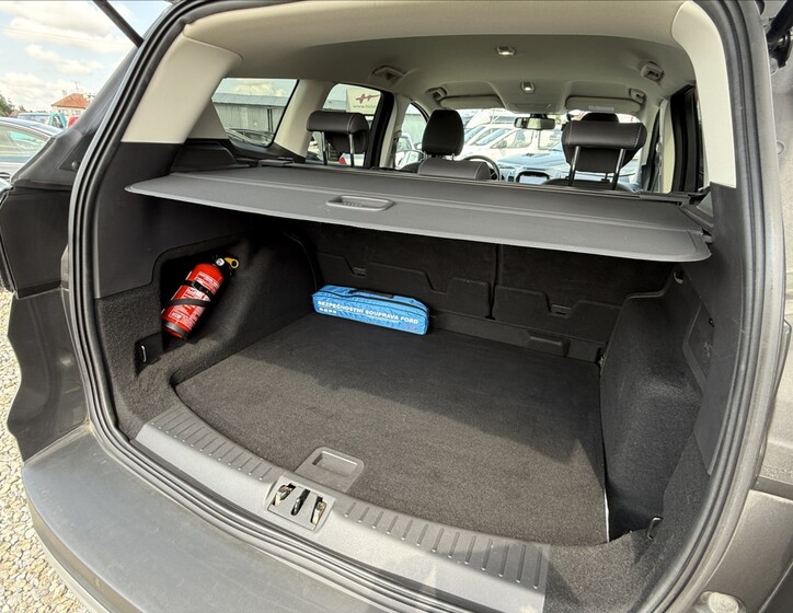 Ford Kuga 27