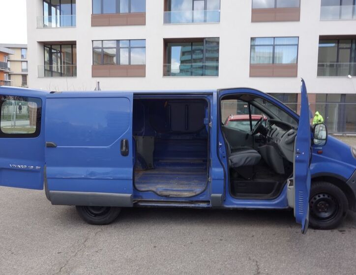 Opel Vivaro 15