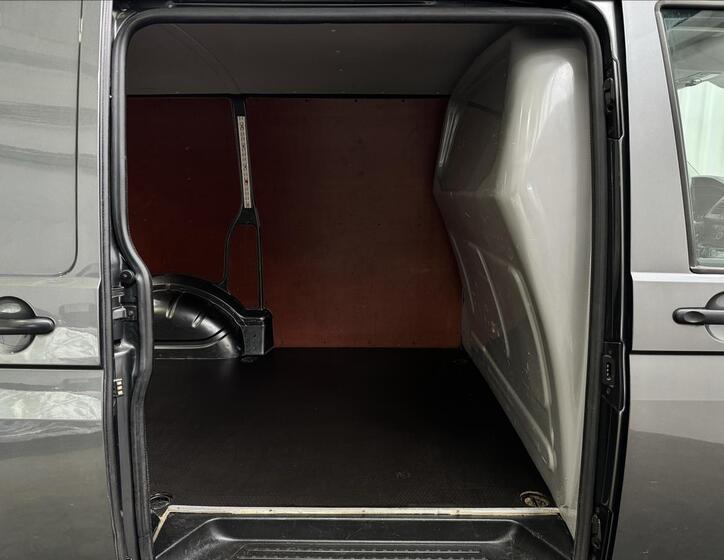 Volkswagen Transporter 25