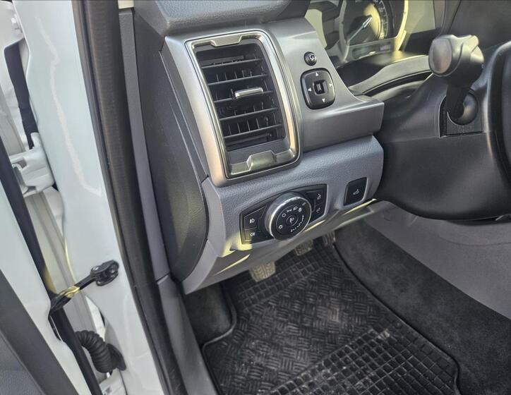 Ford Ranger 9